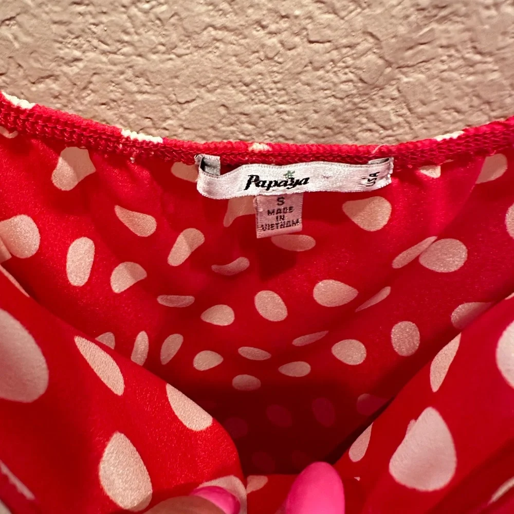 Red polkadot romper small - Picture 3 of 5
